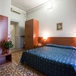 Room Emmaus Fotos