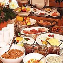 Buffet Alla-Fonte Tagungshaus Fotos