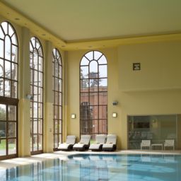 Pool Stoke Park Fotos