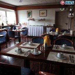 Salle du petit-déjeuner située dans le restaurant Wetterau Fotos