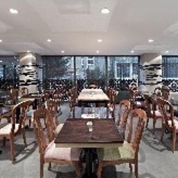 Restaurant All Seasons Hotel Fotos