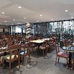 Restaurant All Seasons Hotel Fotos