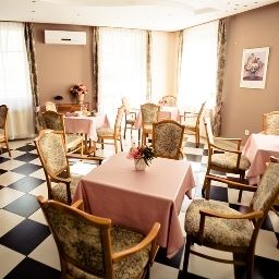 Salle du petit-déjeuner Udvarhaz Fotos