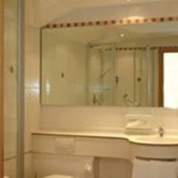 Badezimmer Grüner Baum Fotos