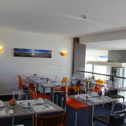 Sala śniadaniowa Comfort Hotel De L'Europe Saint Nazaire Fotos