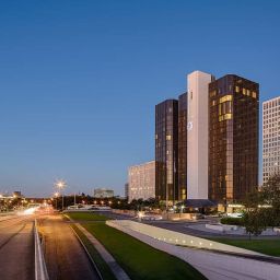 Exterior view DoubleTree by Hilton Hotel Houston - Greenway Plaza Fotos