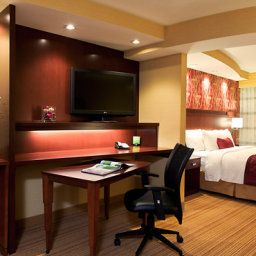 Room Courtyard Albany Thruway Fotos