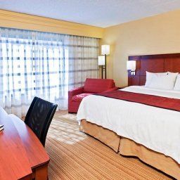 Room Courtyard Albany Thruway Fotos