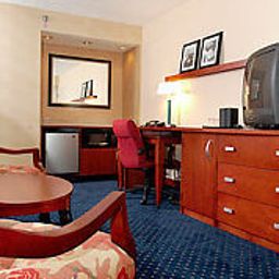 Zimmer Courtyard Birmingham Homewood Fotos