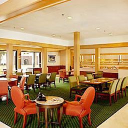Vista esterna Courtyard Atlanta Airport North/Virginia Avenue Fotos