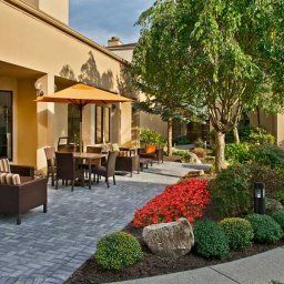  Courtyard Hanover Whippany Fotos