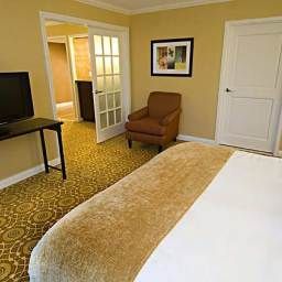 Room Fairview Park Marriott Fotos