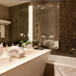 Salle de bains Grand Hotel du Tonneau d'Or Fotos
