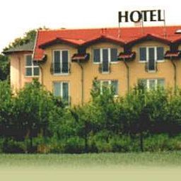 Außenansicht Wrege Burghotel Fotos