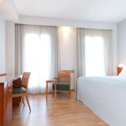 Suite TRYP Madrid Alcalá 611 Hotel Fotos