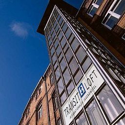 Exterior view Transit Loft Internationales Jugendhotel Fotos
