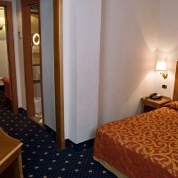 Pokój typu junior suite Pinewood Hotel Rome Fotos
