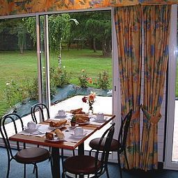 Frühstücksraum im Restaurant Auditel le Branhoc Logis Fotos
