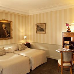 Chambre des Saints Peres Fotos