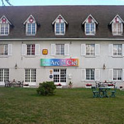 Außenansicht P'tit Dej-HOTEL Chateauroux Fotos