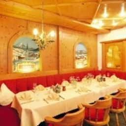 Breakfast room within restaurant Talhof Fotos