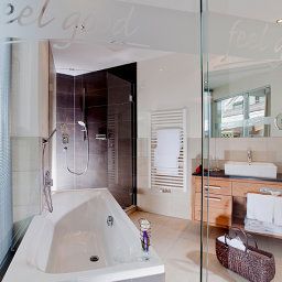 Bathroom Fliana Fotos
