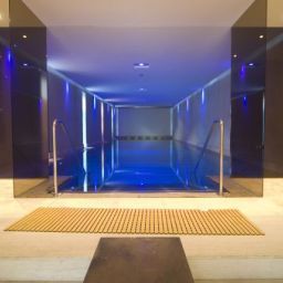 Pool Jerzner Hof: Wellnesshotel in Tirol Fotos
