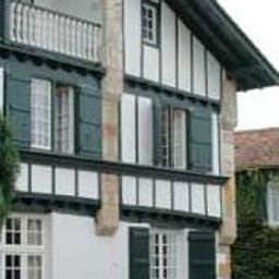 Exterior view Auberge Basque Chateaux et Hotels Collection Fotos