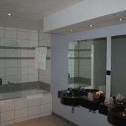 Cuarto de baño Jardins de la Molignee Fotos