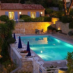 Pool Jas Neuf Logis Fotos