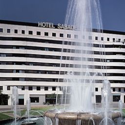 Außenansicht Sabadell Fotos