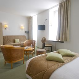 Familienzimmer France et Europe Citotel Fotos