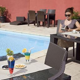 Pool Akena Relais Mâcon Centre Fotos