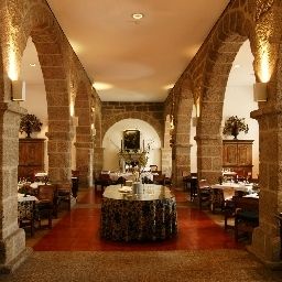 Restaurante Pousada de Guimarães | Santa Marinha Fotos