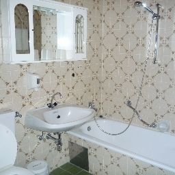 Badezimmer Berghof zum Predigstuhl Fotos