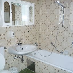 Badezimmer Berghof zum Predigstuhl Fotos