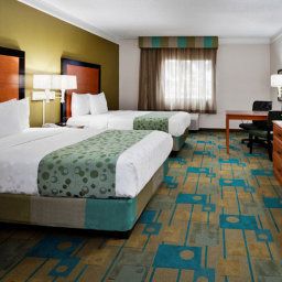 Zimmer La Quinta Inn & Suites Tampa Bay Clearwater AP Fotos