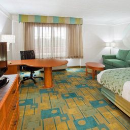 Zimmer La Quinta Inn & Suites Panama City Fotos