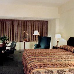 Room Crowne Plaza MONTREAL AIRPORT Fotos