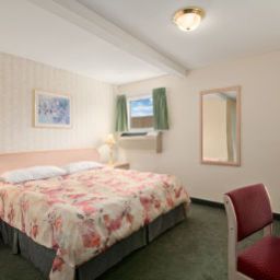 Номер Travelodge Kelowna on the Lake Fotos