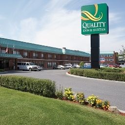 Vista esterna QUALITY INN & SUITES P.E. Trudeau Airport Fotos