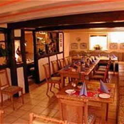 Salle du petit-déjeuner située dans le restaurant Meyer Alter Bergischer Gasthof Fotos