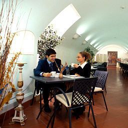 Зал для завтрака Domus Sessoriana Fotos