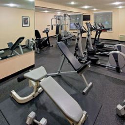 Wellness/fitness area Holiday Inn HASBROUCK HEIGHTS-MEADOWLANDS Fotos