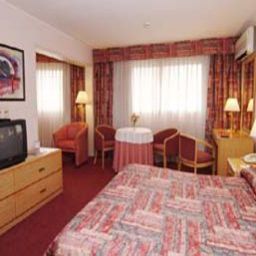 Habitación Days Inn Montevideo Fotos