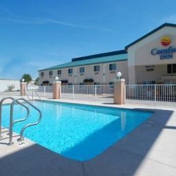 Pool Comfort Inn Airport Fotos