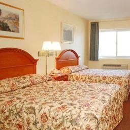 Zimmer Econo Lodge at the Falls Fotos