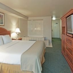 Suite Holiday Inn Express BAKERSFIELD Fotos
