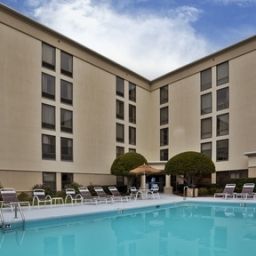 Pool Holiday Inn Express Hotel & Suites WILMINGTON-UNIVERSITY CTR Fotos