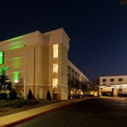 Vista exterior Holiday Inn Hotel & Suites ATLANTA AIRPORT-NORTH Fotos